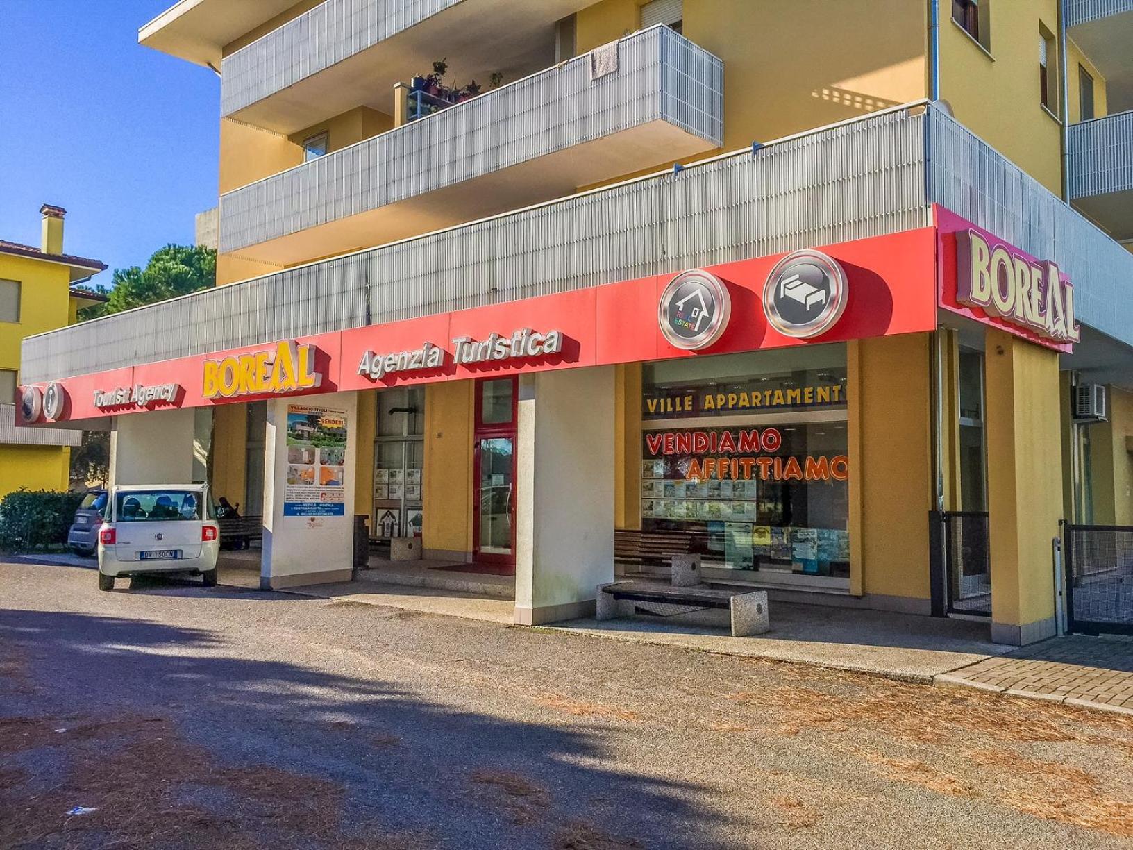 Condominio Monaco Bibione Exterior photo